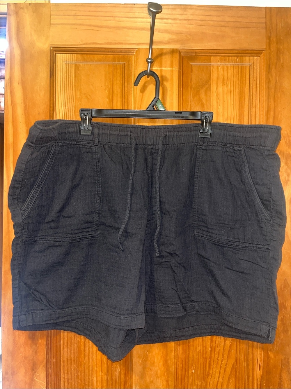 Old Navy Black Drawstring Linen Shorts with Front Pockets